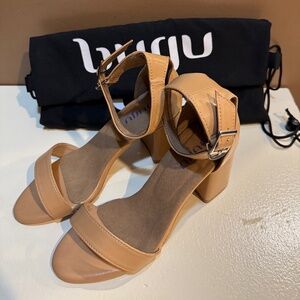 Burju Zoe Block Dancing Sandals - Size 6